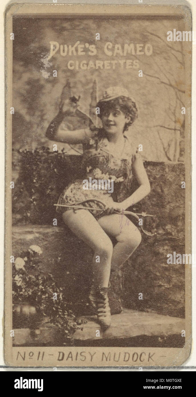 Die Karte Nummer 11 aus der Schauspielerserie mit Daisy Murdoch wurde von Duke Sons & Co. Herausgegeben, um Cameo Cigarettes zu bewerben. Die Sammlerkarte repräsentiert Marketing- und Prominentenkultur des frühen 20. Jahrhunderts. Stockfoto