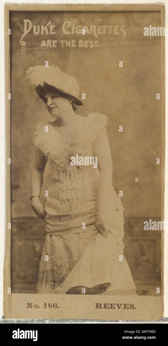 Diese Sammlerkarte zeigt ein Bild von Miss Reeves, Teil der Schauspieler- und Schauspielerserie (N145-6), die von Duke Sons & Co. Herausgegeben wurde, um Duke Zigaretten im frühen 20. Jahrhundert zu fördern. Stockfoto