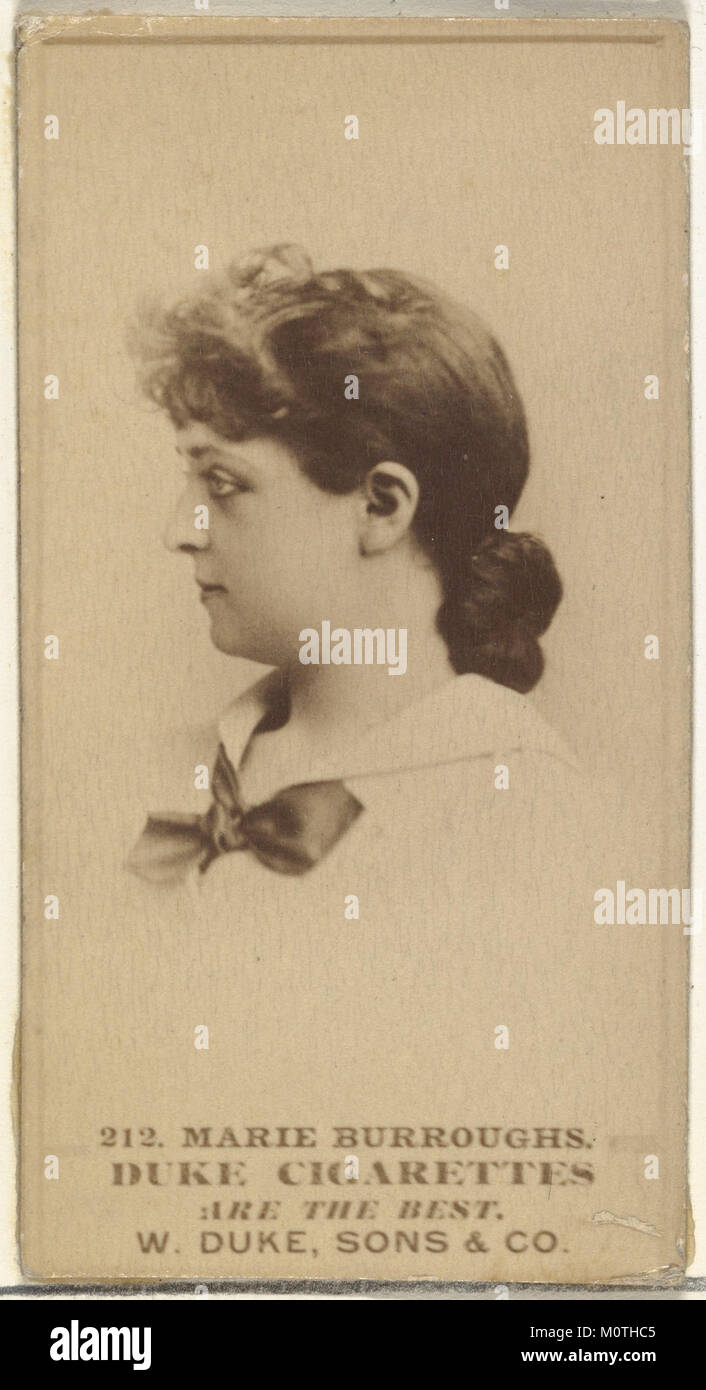 Card Number 212, mit Marie Burroughs, ist Teil der Schauspieler- und Schauspielerserie von Duke Sons & Co., die als Werbeartikel für Duke Cigarettes herausgegeben wurde. Die Karte enthält ein bemerkenswertes Bild von Burroughs, das Teil einer Sammlung von Schauspielerkarten ist. Stockfoto