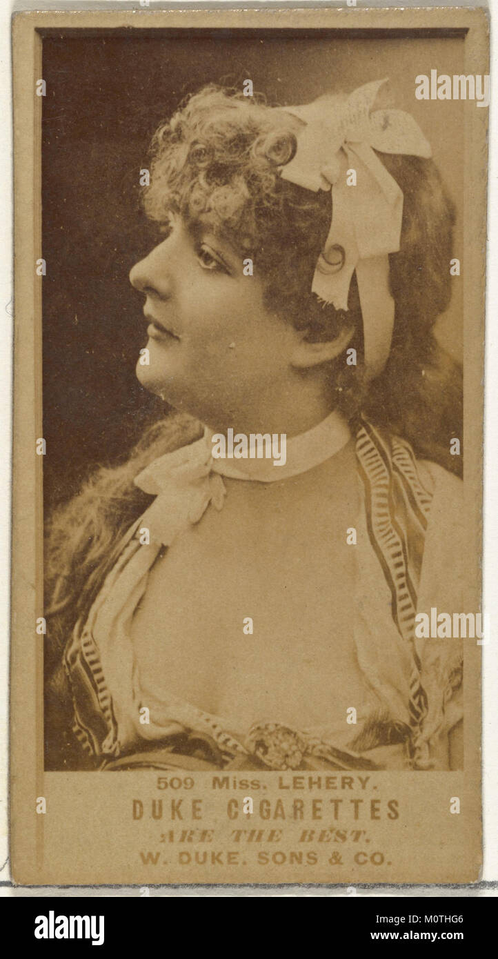 Card Number 509 zeigt Miss Lehery, eine Figur in der Schauspielerserie, die von Duke Sons & Co. Im späten 19. Jahrhundert herausgegeben wurde, um Duke Cigarettes zu fördern. Diese Karte repräsentiert Werbung und Prominente aus dem frühen 20. Jahrhundert. Stockfoto Card Number 509 zeigt Miss Lehery, eine Figur in der Schauspielerserie, die von Duke Sons & Co. Im späten 19. Jahrhundert herausgegeben wurde, um Duke Cigarettes zu fördern. Diese Karte repräsentiert Werbung und Prominente aus dem frühen 20. Jahrhundert. Stockfoto