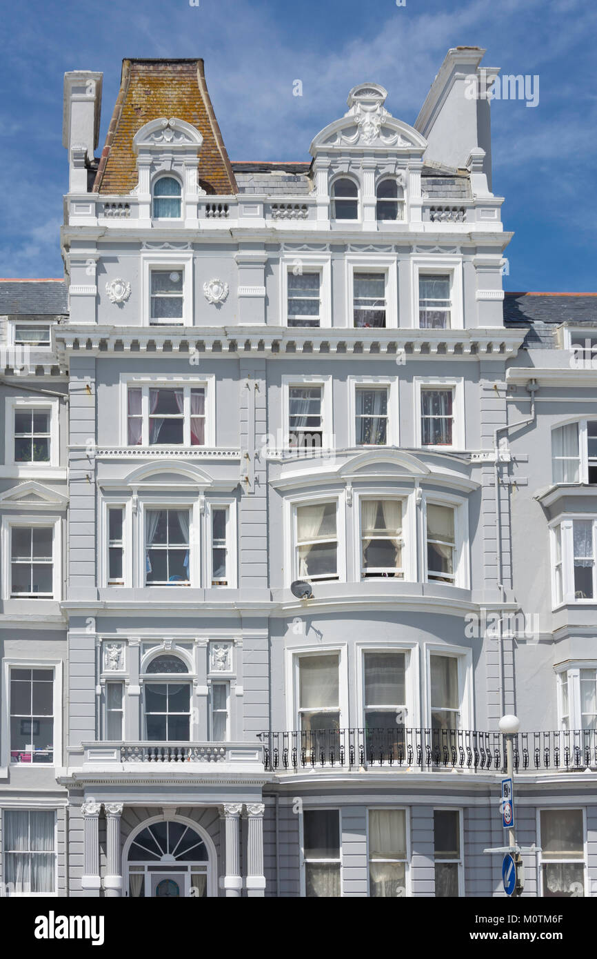 Unterkunft direkt am Meer, Eversfield Place, Hastings, East Sussex, England, Vereinigtes Königreich Stockfoto