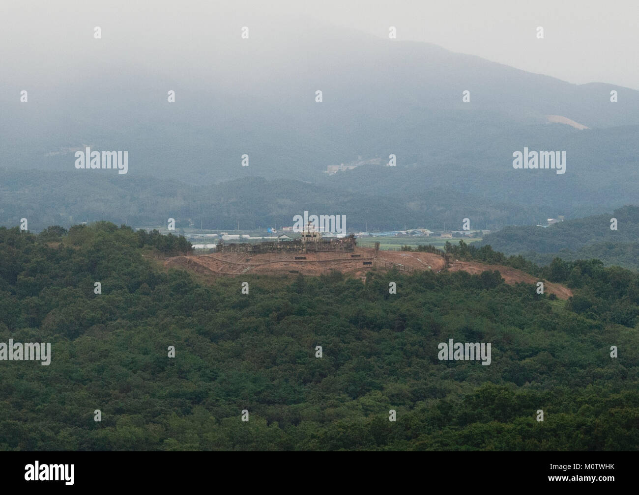 Anzeigen von Südkorea aus der Wand Abschnitt der Demilitarisierten Zone,Hwanghae Province, Panmunjom, Nordkorea Stockfoto