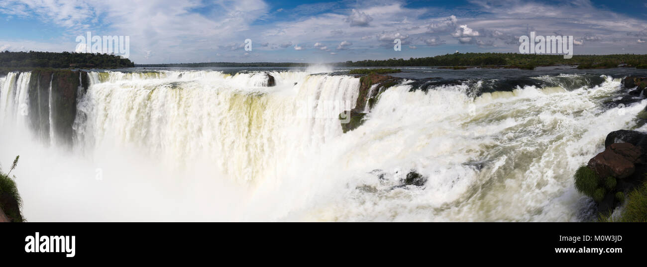 Blick auf die Kehle des Teufels, die Iguazu Wasserfälle, Argentinien Stockfoto