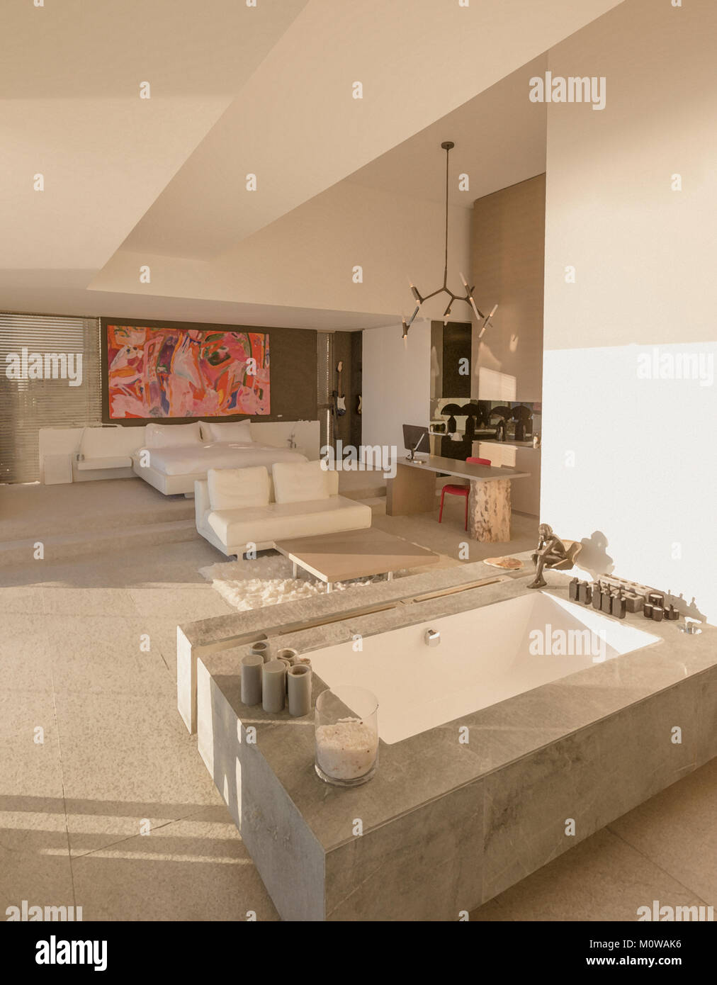 Moderne und luxuriöse Home Showcase Badewanne Badewanne im Schlafzimmer Stockfoto