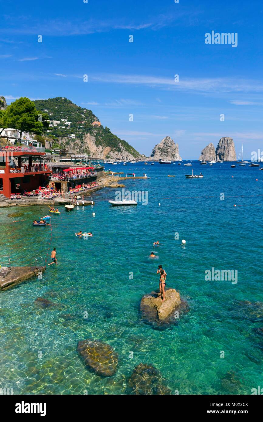 Italien, Kampanien, Golf von Neapel, Capri, Marina Piccola Stockfoto