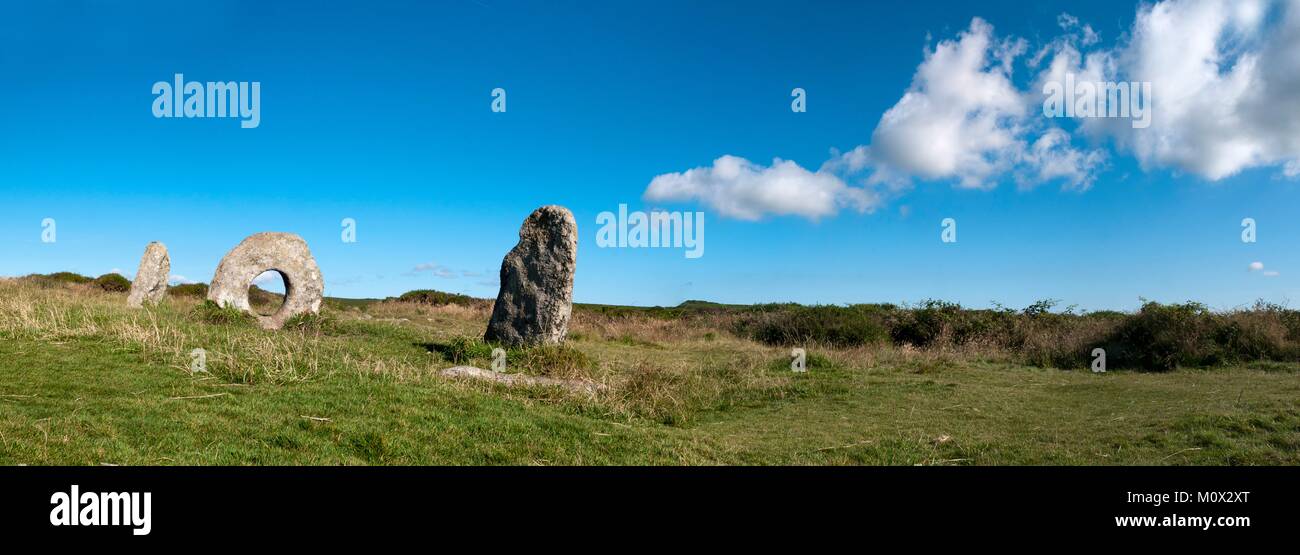 Vereinigtes Königreich, Cornwall, Men-An-Tol, späten Neolithikum und frühe Bronzezeit standing stones Stockfoto