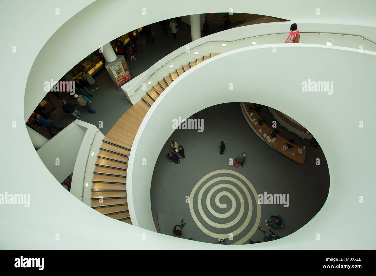 Wendeltreppe in das Museum von Liverpool Stockfoto