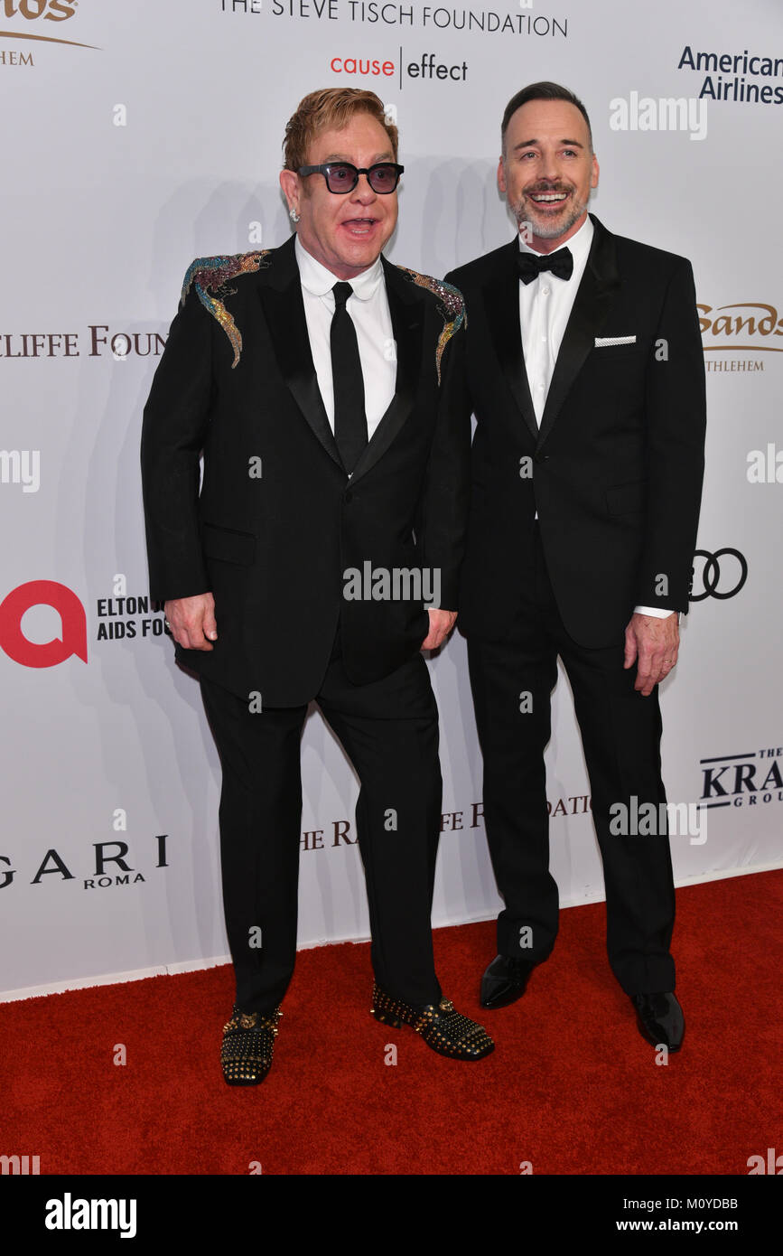 Elton John und David versorgen besucht die 15. Jährliche Elton John AIDS Foundation eine nachhaltige Vision Nutzen an Cipriani Wall Street am 2. November 2016 Stockfoto