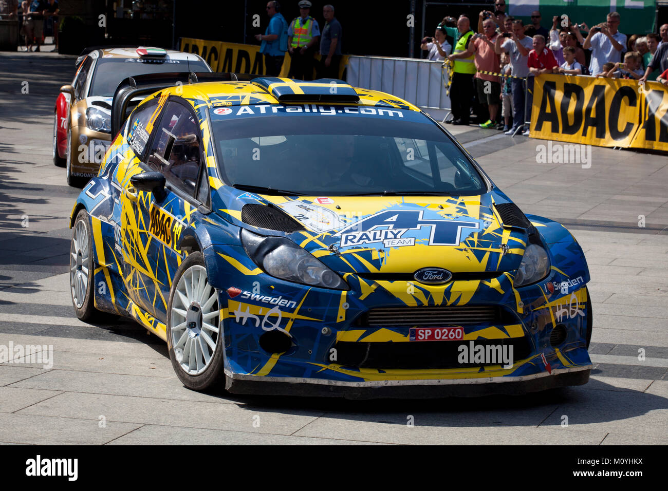 Deutschland, Köln, Beginn der ADAC Rallye Deutschland, Präsentation der Fahrer und das Team an der Kathedrale, dem Auto des AT Rally Team. Deutschland, Koeln, Stockfoto