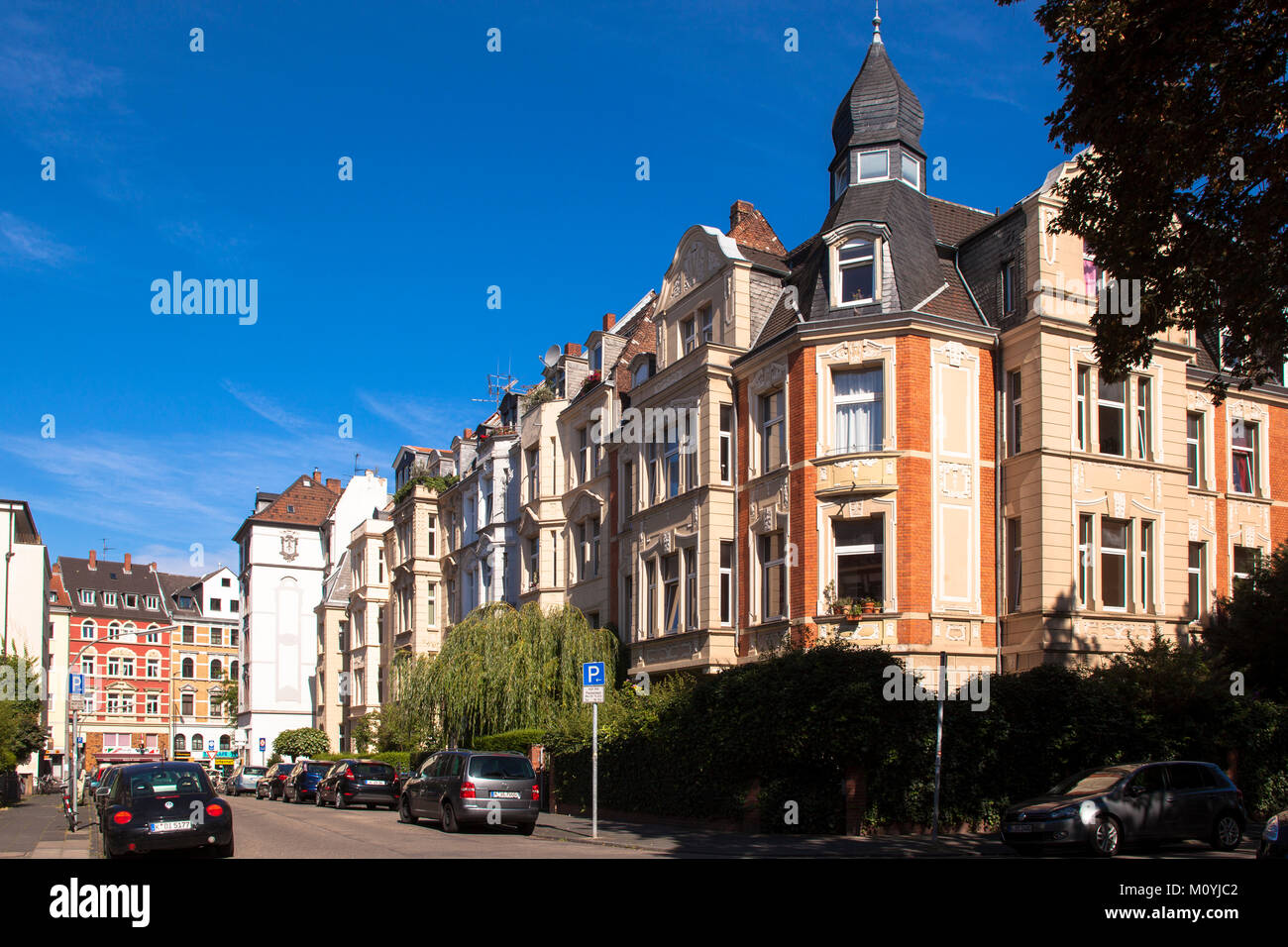 Deutschland, Köln, Häuser in Scharnhorst Straße im Bezirk Nippes Deutschland, Koeln, Haeuser in der Scharnhorststrasse im Stadtteil Nippes. Stockfoto