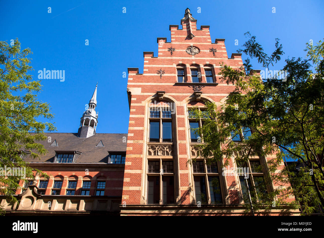 Deutschland, Köln, ehemalige Grundschule an der avtraining Spichernstreet, heute Zentrum der Allianz Versicherung hat ein. Deutschland, Koeln, e Stockfoto