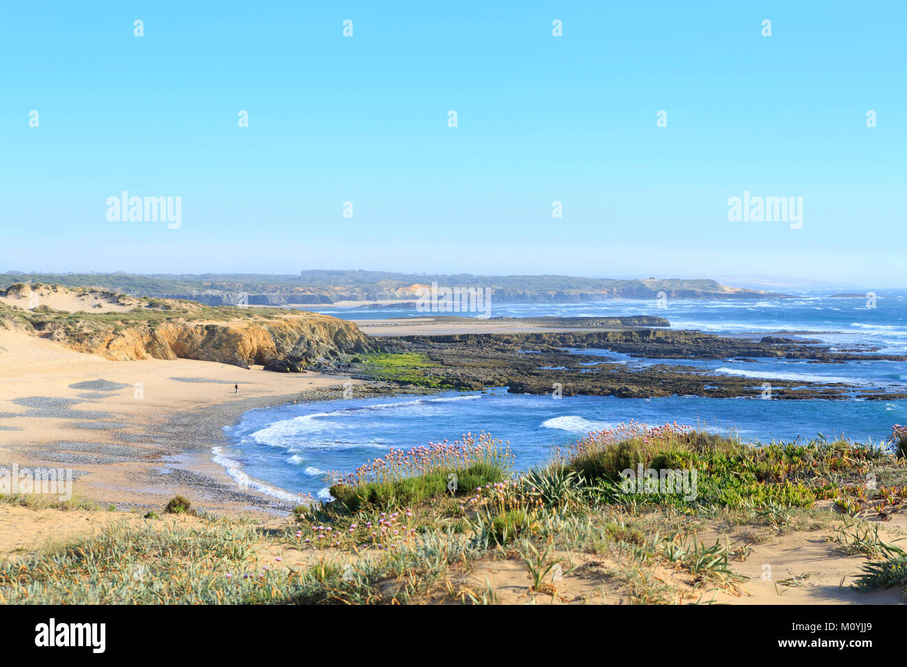Strand im Naturpark Südwest-Alentejo und Costa Vicentina, auf der Alentejo Küste in der Nähe von Vila Nova de Milfontes Stockfoto