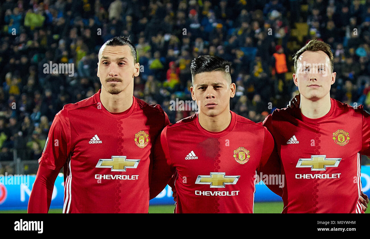 Primäre Akteure (Zlatan Ibrahimovic, Marcos Rojo, Phil Jones) im Match 1/8 Finale der Europa League zwischen FC" Rostov" und "Manchester United", 09. Stockfoto