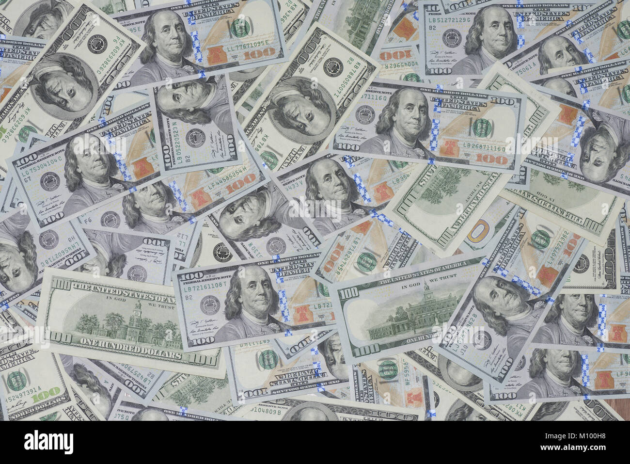 100 US-Dollar Banknoten (alte und neue Muster) Stockfoto