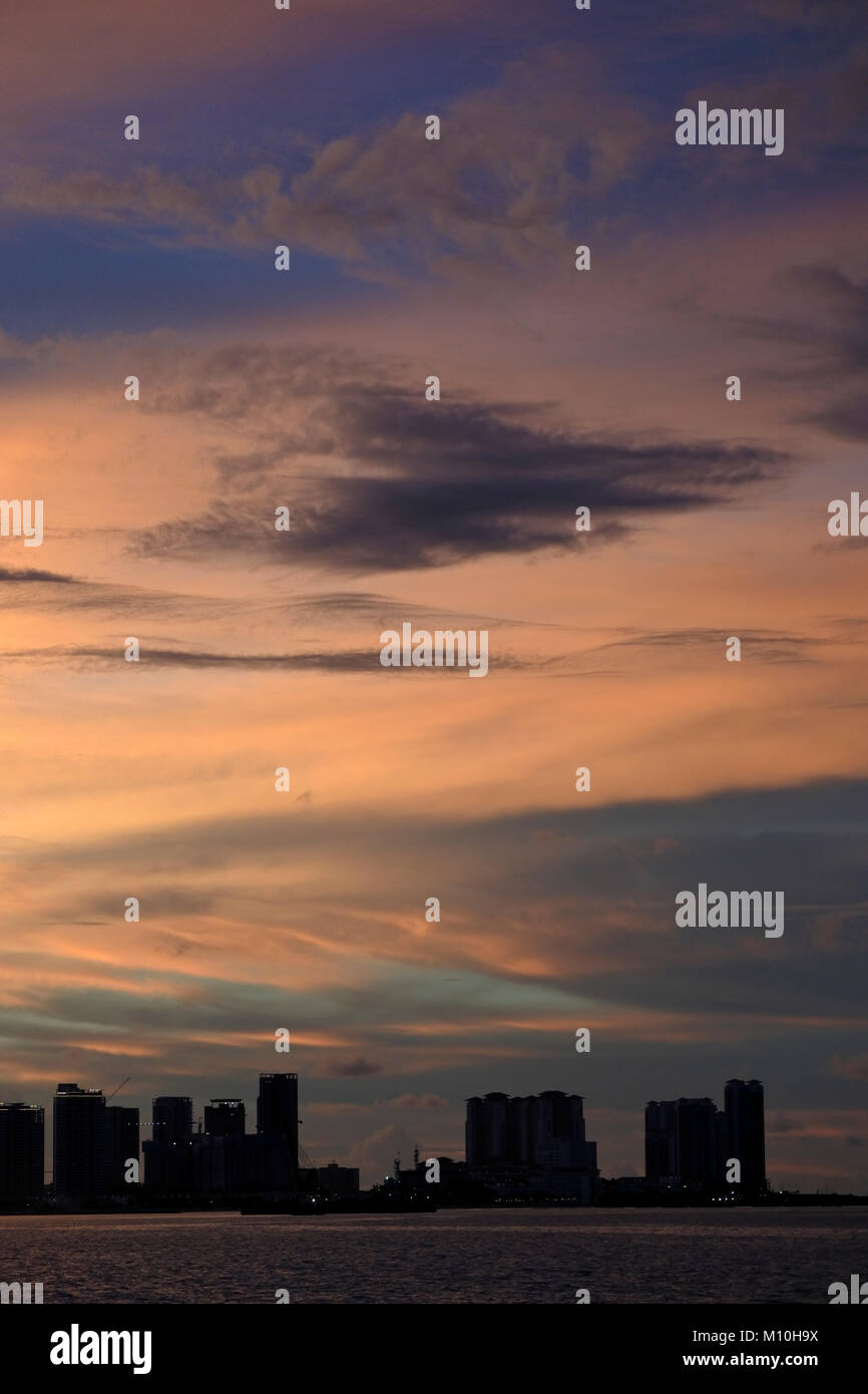 Sonnenuntergang über George Town, Penang, Malaysia Stockfoto