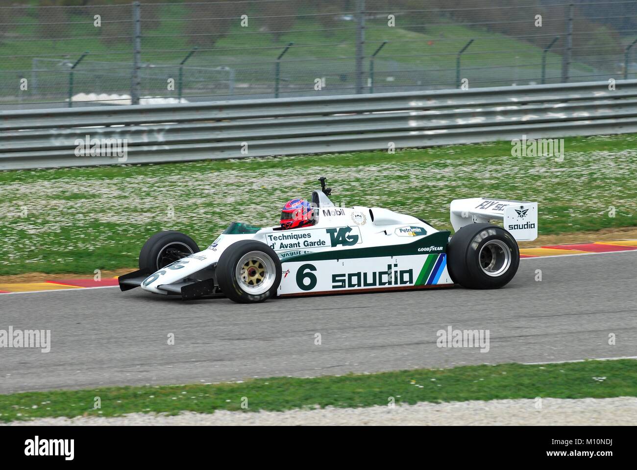 Mugello am 1. April 2007: Unbekannte laufen auf klassische F1-Wagen 1982 Williams FW08 auf Mugello in Italien in Mugello Historic Festival. Stockfoto