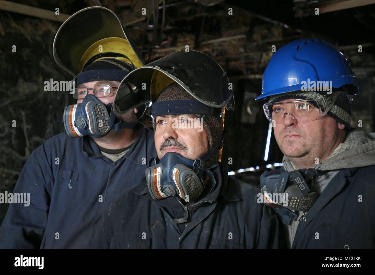 Rumänische Platte - Arbeiter an der Dales Marine Limited in Leith Imperial Trockendock, Edinburgh. Minister für Wirtschaft, Innovation und Energie Paul Steuerhaus verkündete heute die zweite Runde der Finanzmittel für die Stilllegung Challenge Fund. Stockfoto