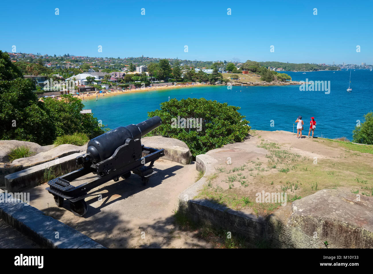 Alte historische Geschützstellungen entlang South Head Heritage Trail, Watsons Bay, Sydney, Australien. Stockfoto