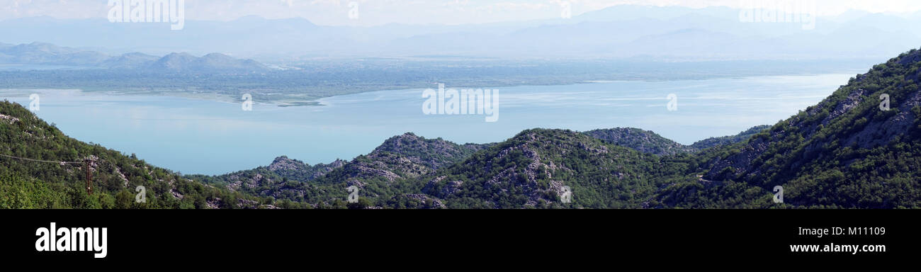 Die Berge in der Nähe von Skadarsko See im Berg Stockfoto