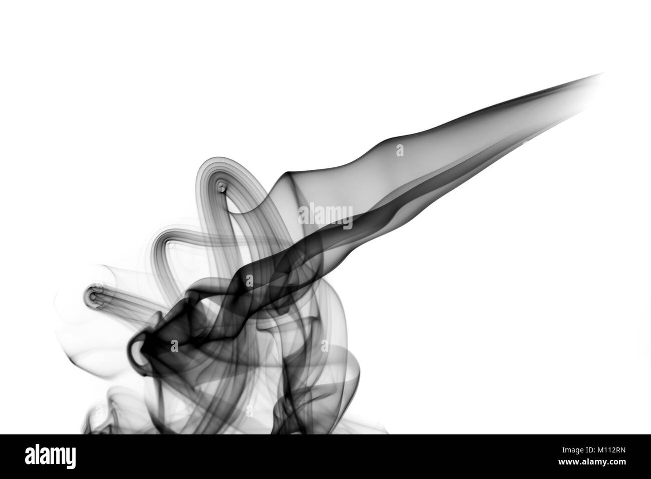 Abstrakte schwarze Rauch wirbelt über den weißen Hintergrund Stockfoto
