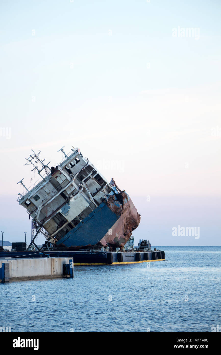 Ein Teil der Ladung Schiffbruch Exterieur, Hintergrund. Stockfoto