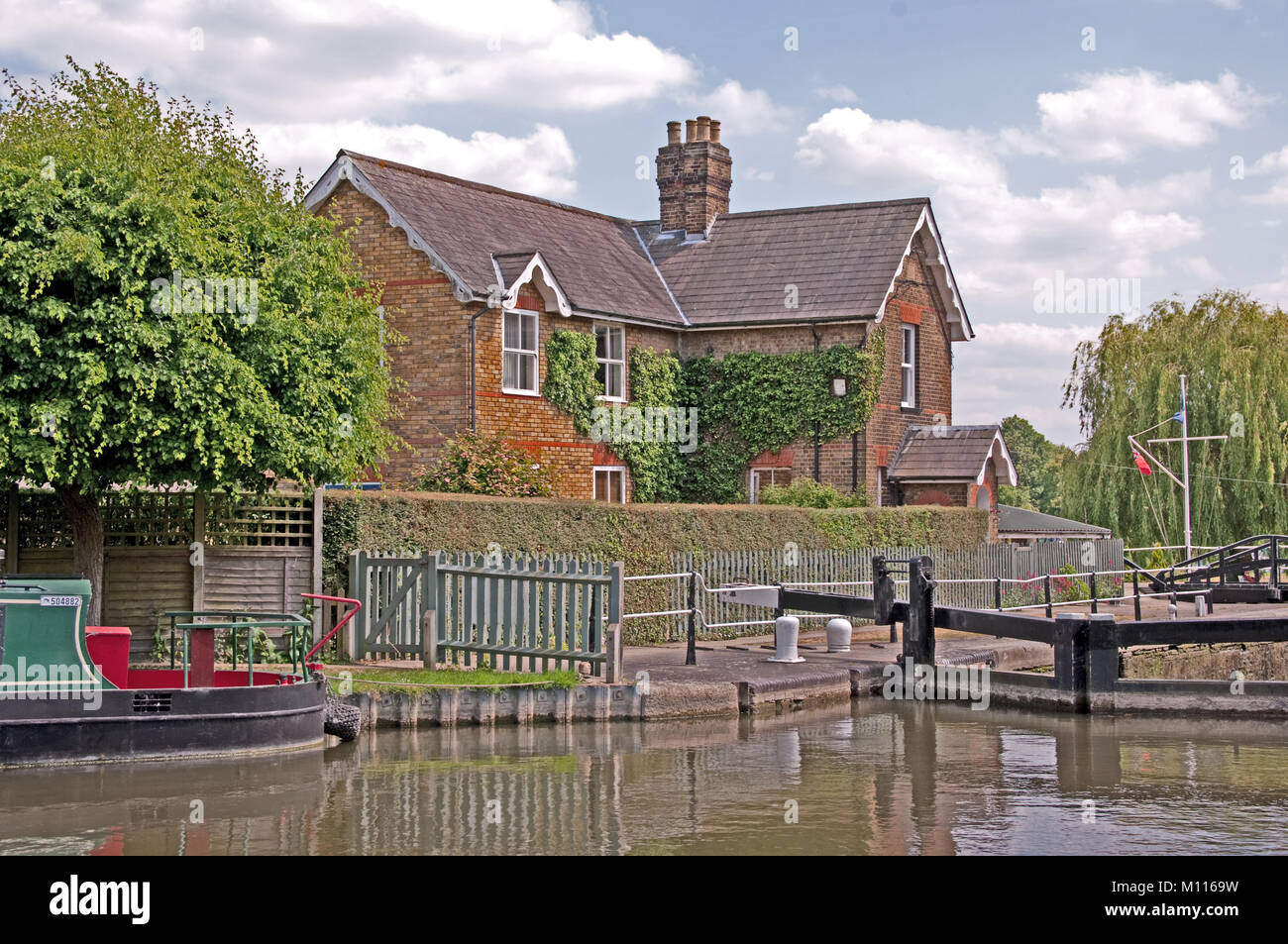 Stanstead Abbotts, Lock Keepers House, Stanstead Lock, River Lee, (Fluss Lea), Hertfordshire