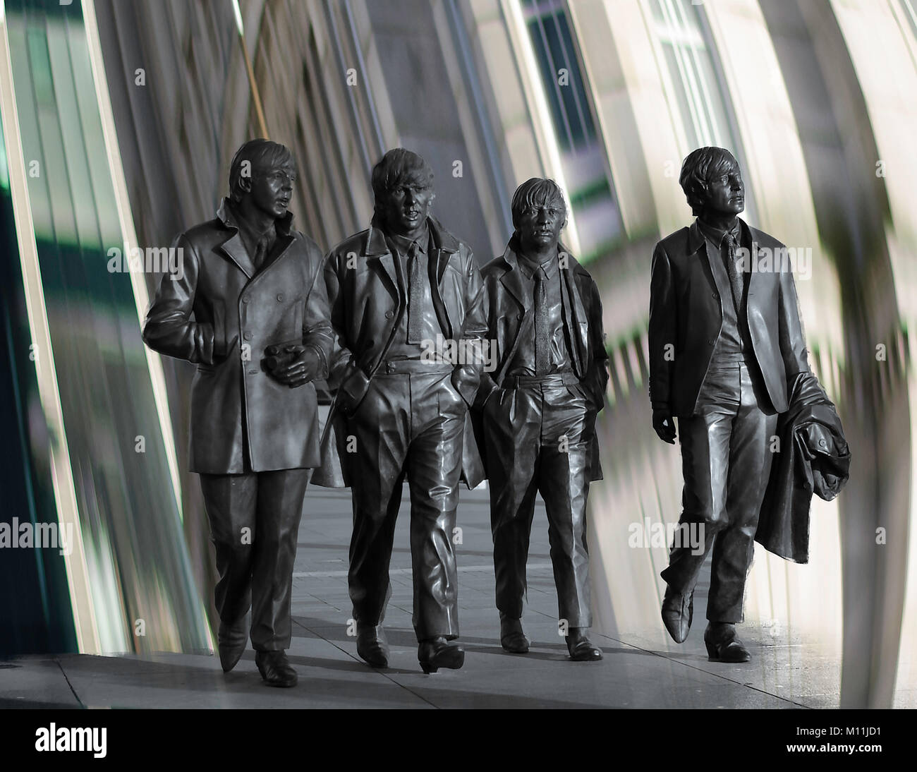 Statue von den Beatles an der Mersey Liverpool Fährhafen am Fluss Stockfoto