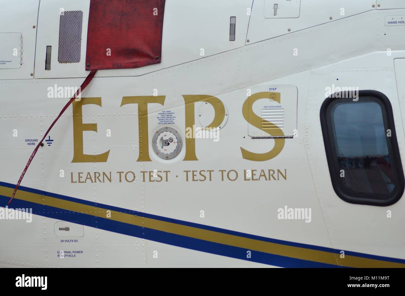 Empire Test Pilots School moto auf einem 109 Helicopter Rumpf Stockfoto