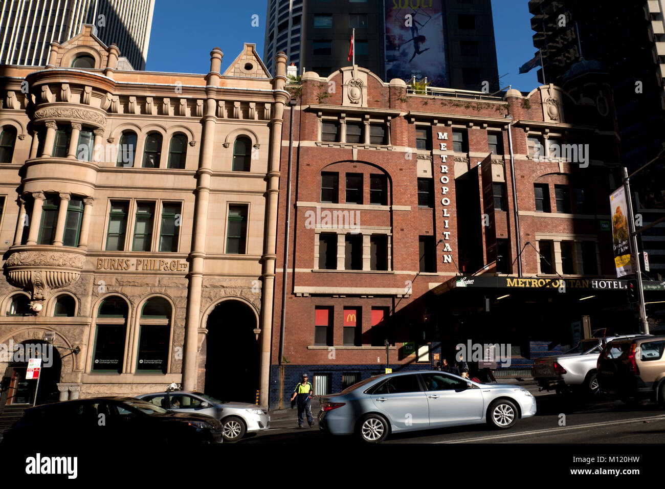 Metropolitan Hotel & Burns Philip Gebäude Bridge Street, Central Business District von Sydney Australien New South Wales Stockfoto