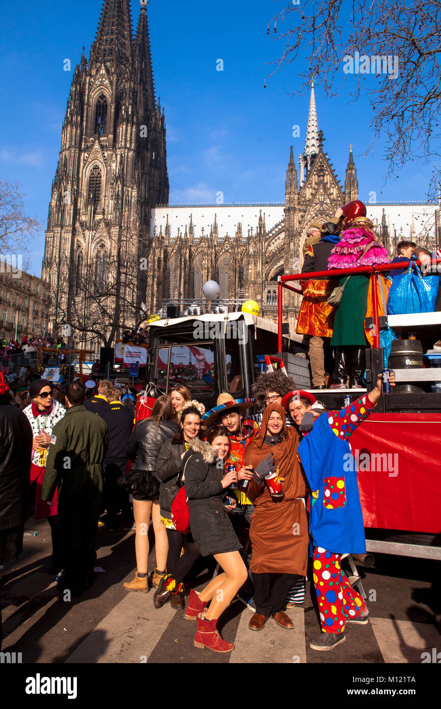 Deutschland, Köln, Karneval, Rosenmontag Prozession. Deutschland, Koeln, Karneval, Rosenmontagszug. Stockfoto