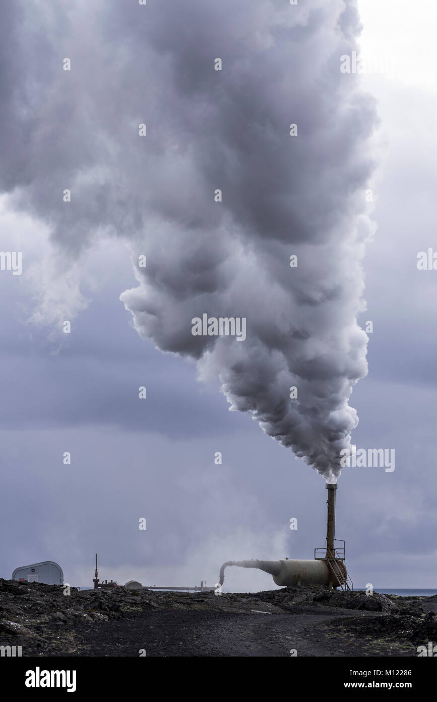 Dampf-Spalte in Reykjanes power station, Suðurnes, Island Stockfoto