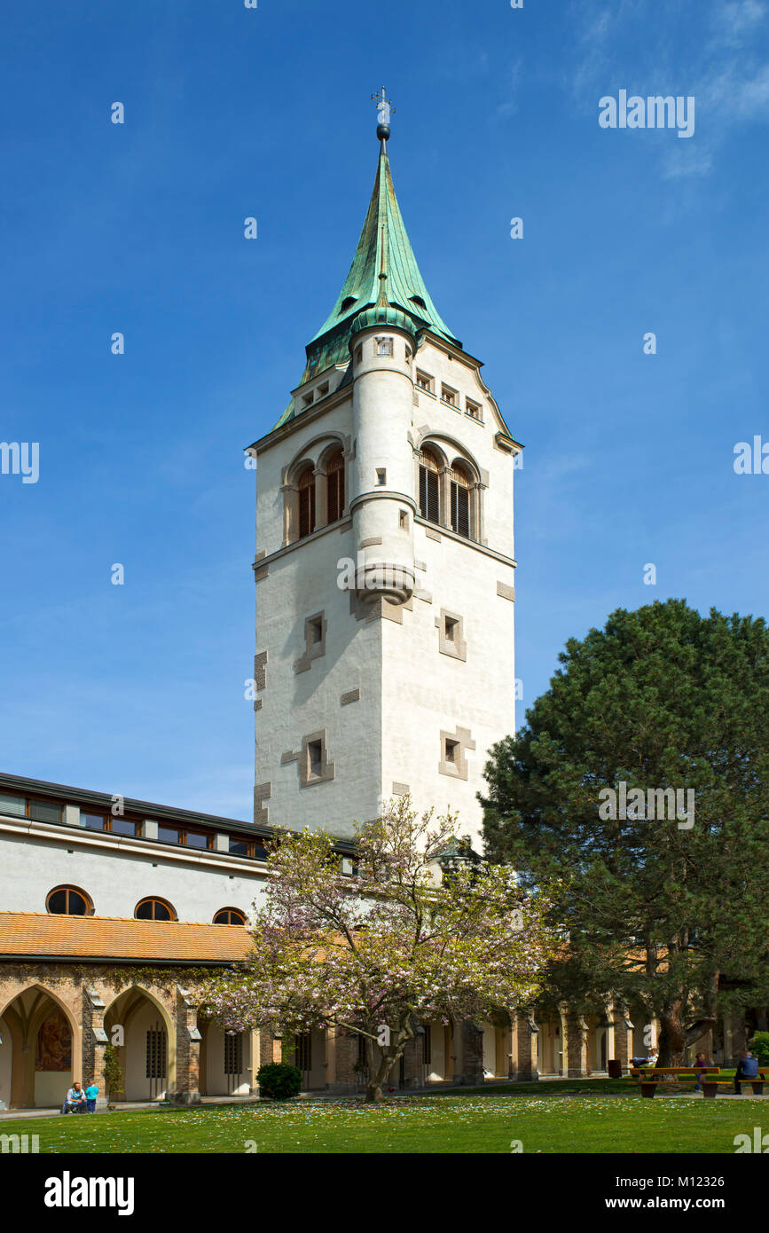 Glockenturm, Pfarrkirche Maria Himmelfahrt, Schwaz, Tirol, Österreich Stockfoto