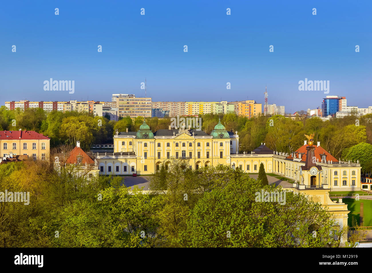 Branicki Palast und Medizinische Universität Bialystok klinische Krankenhäuser in Polen. Architektur des barocken Herrenhäuser - Historisches Denkmal. Early mornin Stockfoto