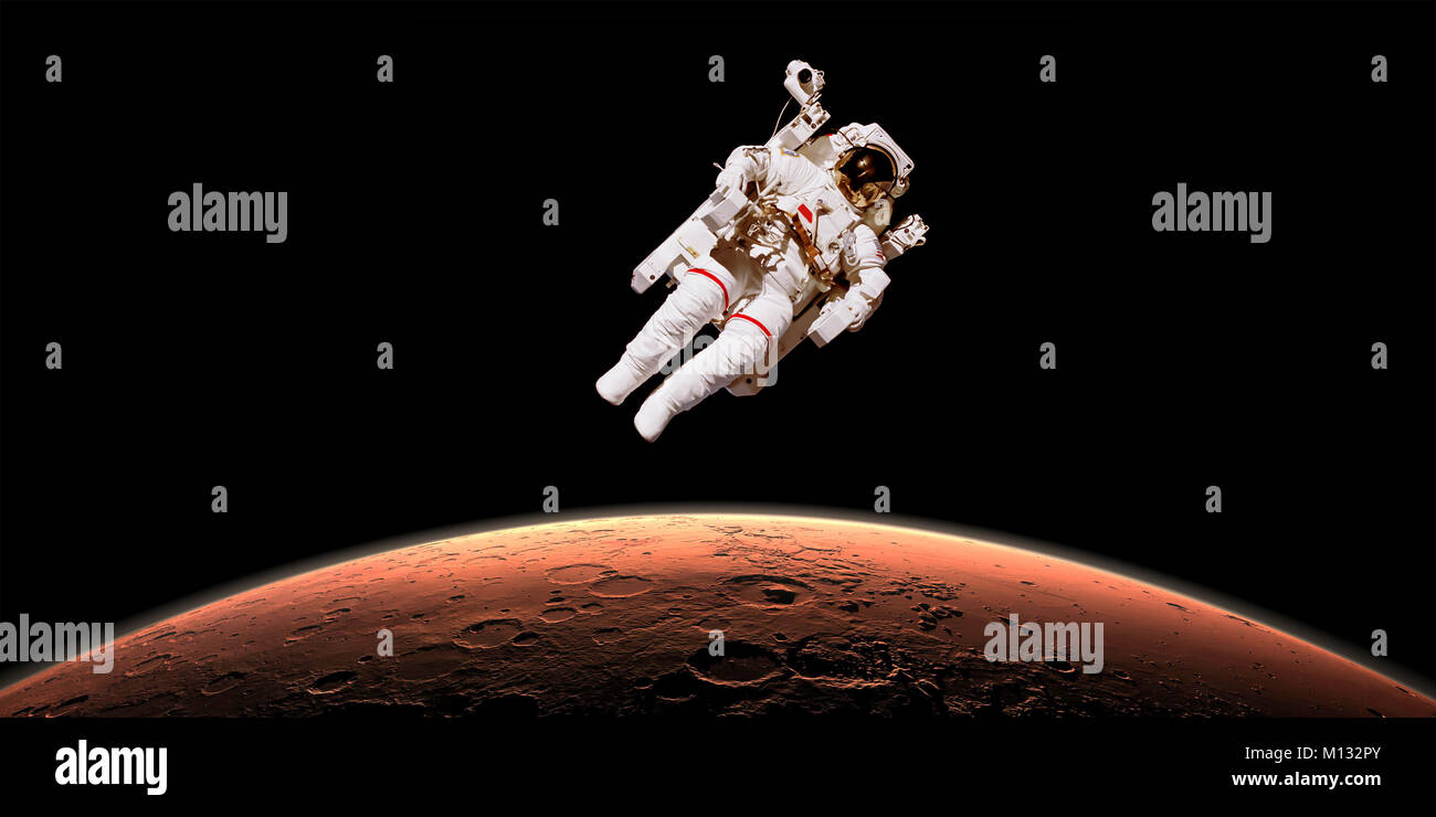 Astronaut im Weltraum über den Planeten Mars. Elemente des Bildes sind von der NASA eingerichtet Stockfoto