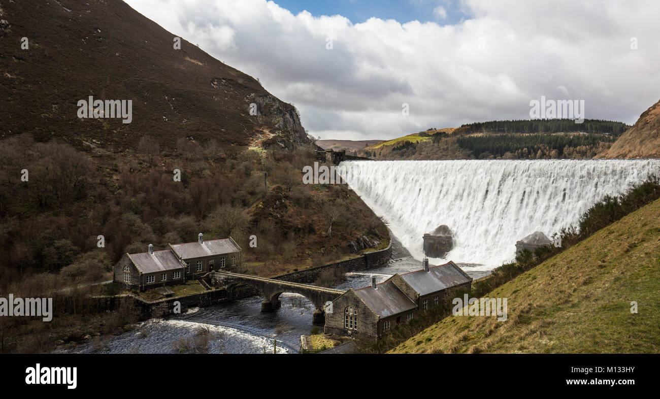 Caban Coch Dam, Elan Valley, Wales, Großbritannien Stockfoto