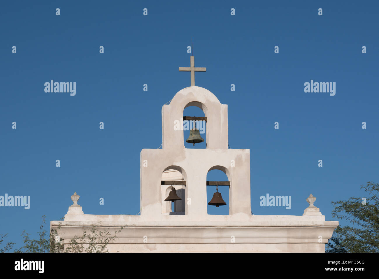Glocken in der Mission San Xavier del Bac Tucson, Arizona Stockfoto
