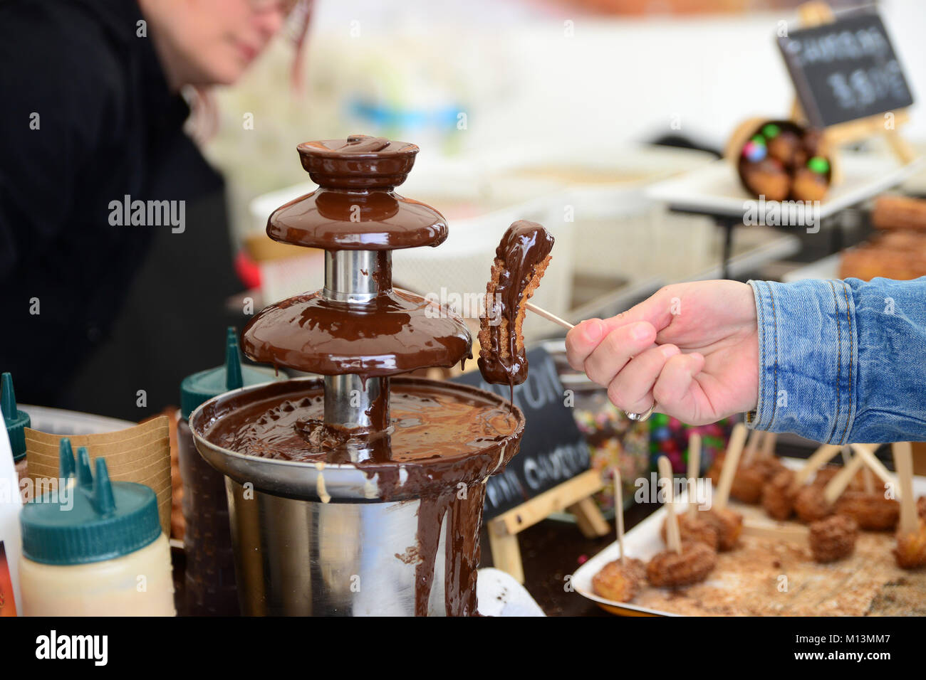 Radovljica, Slowenien am 22. April 2017. Jährliche Chocolate Festival, der nur in Slowenien mit vielen Schokolade Produkte. Stockfoto