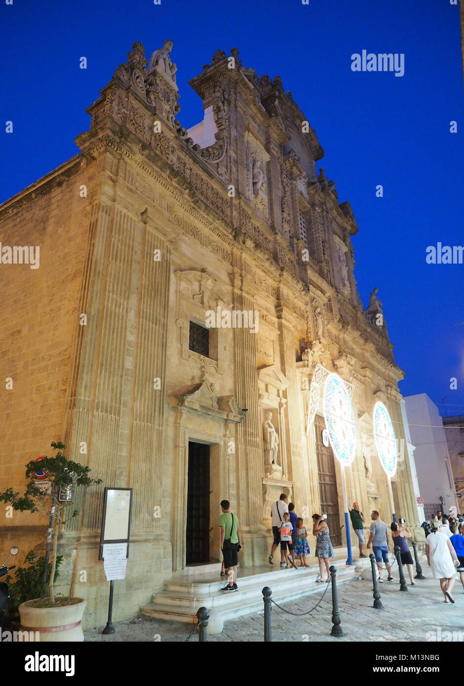 Europa, Italien, Apulien, Salento, Gallipoli, St. Agatha Kathedrale bei Nacht beleuchtet Stockfoto