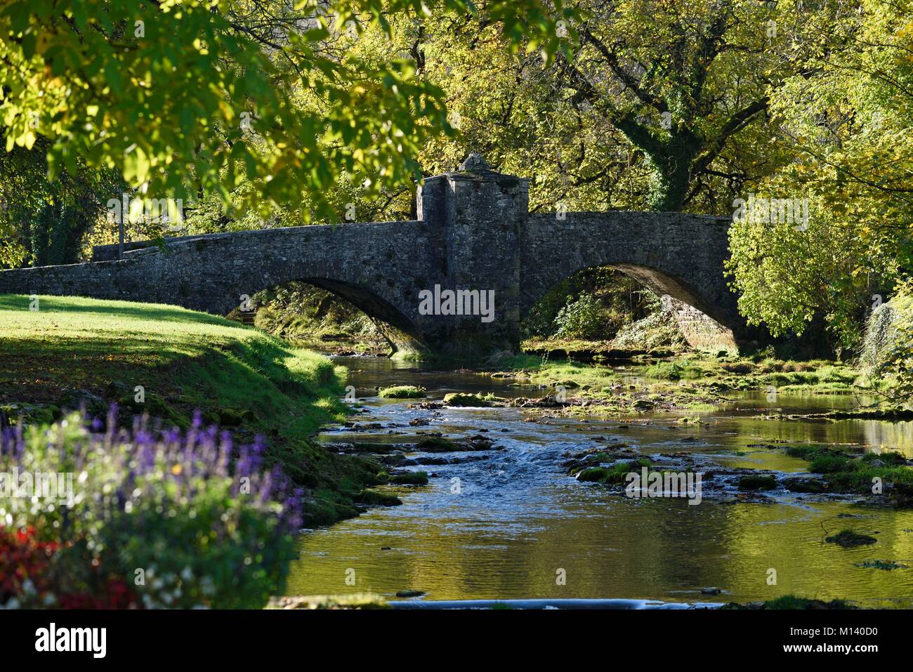Nevy sur seille Fotos und Bildmaterial in hoher Auflösung Alamy