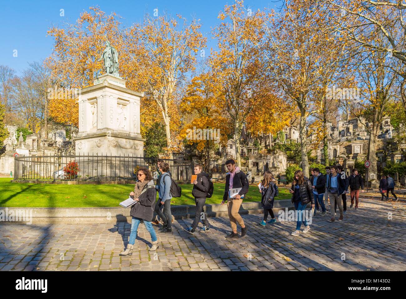 Frankreich, Paris, die zum Friedhof Pere Lachaise im Herbst Stockfoto