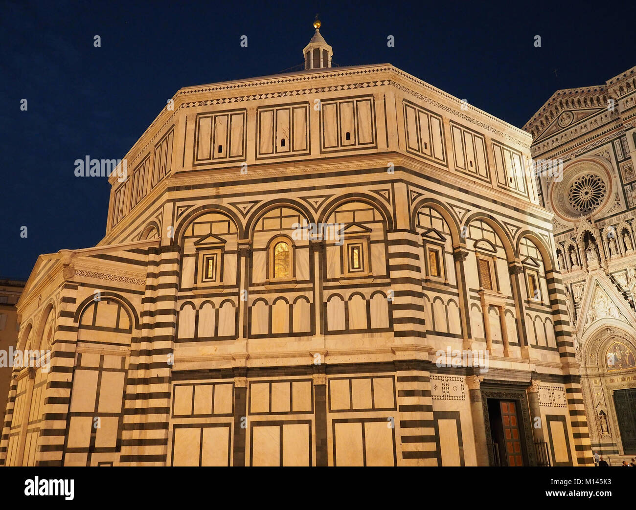 Europa, Italien, Toskana, Florenz, Baptisterium San Giovanni, in der Piazza del Duomo Stockfoto