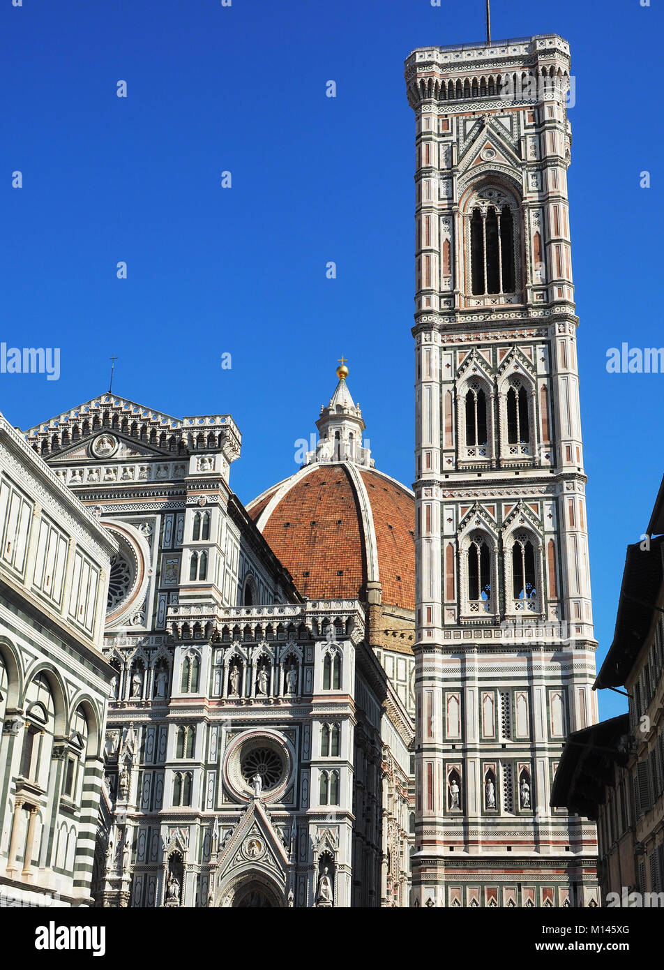 Europa, Italien, Toskana, Florenz, Giotto Glockenturm im Renaissance Basilika Santa Maria del Fiore in Piazza del Duomo Stockfoto