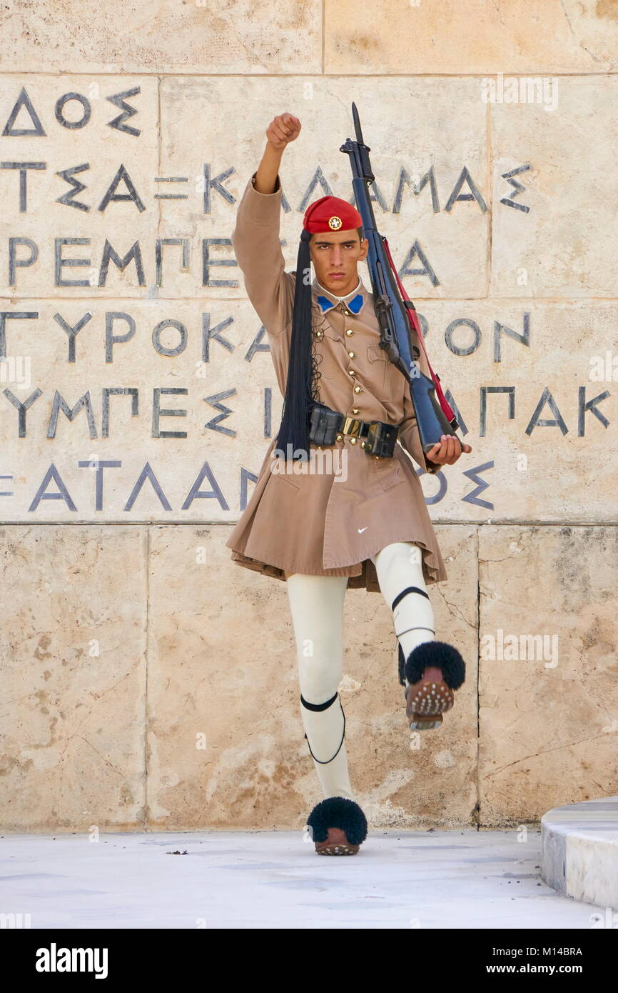 Evzone ändern Der Guard, Athen, Griechenland Stockfoto