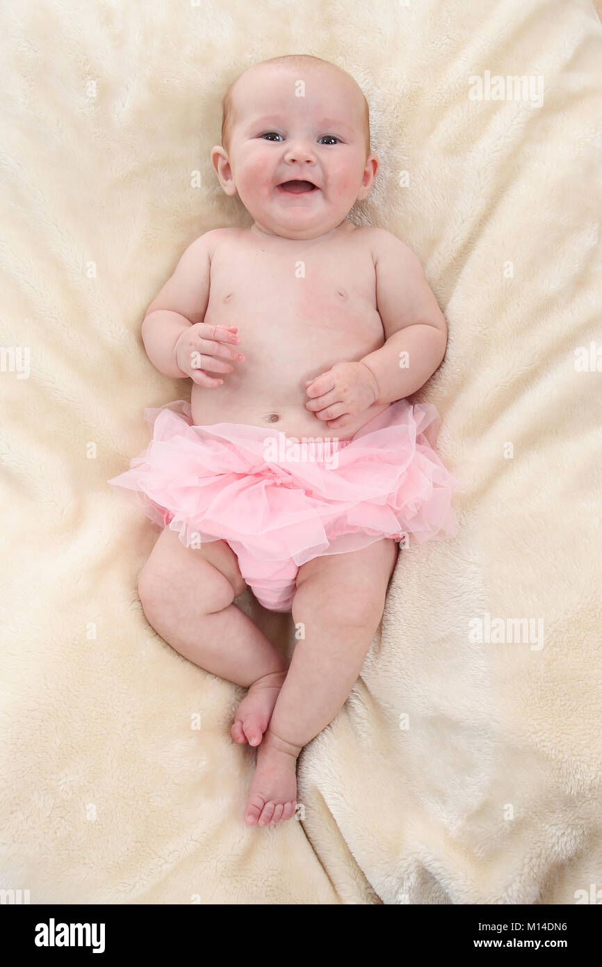 15 Wochen alten Baby girl zur Festlegung Stockfoto