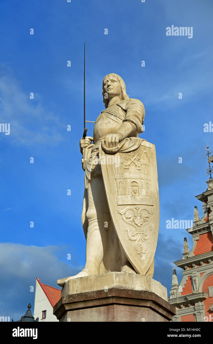 Statue der Krieger in der Altstadt von Riga Stockfoto