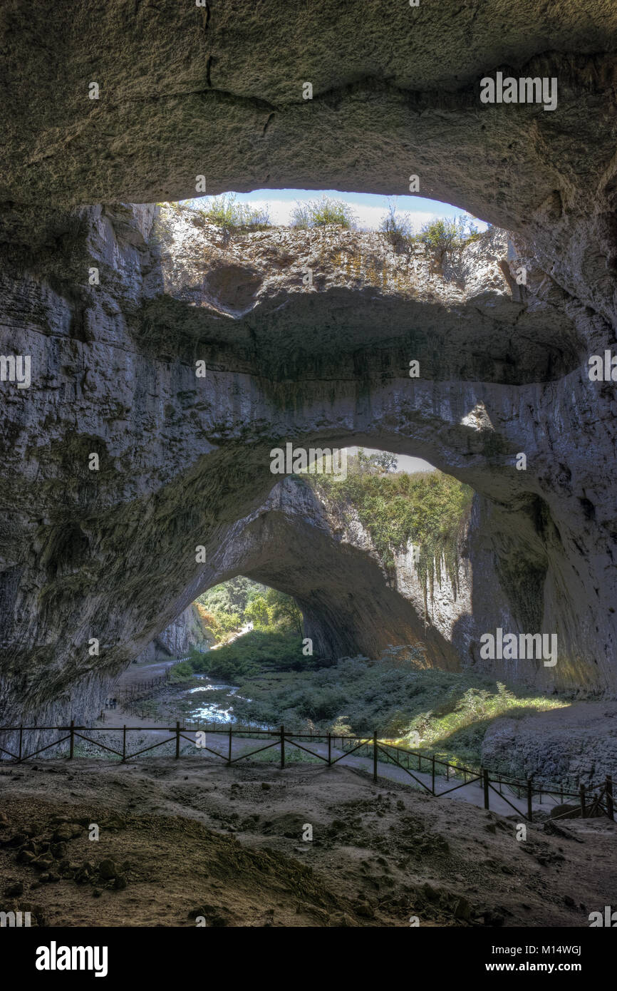 Innenraum devetashka Höhle in der Nähe von Lowetsch, Bulgarien Stockfoto