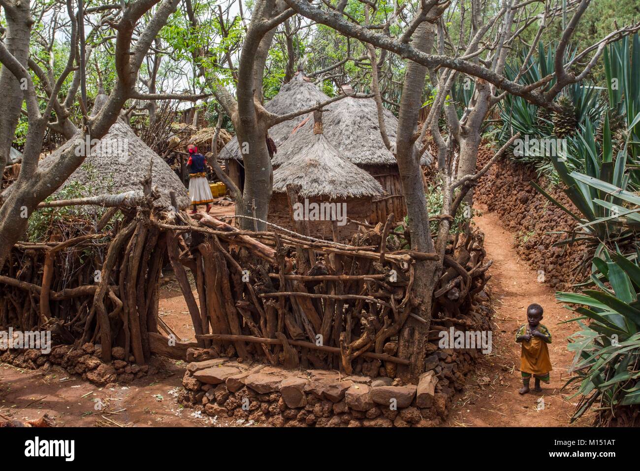 Äthiopien, untere Omo Valley UNESCO Weltkulturerbe, Konso Konso Stammes, Dörfer sind Welterbe der Menschheit Stockfoto