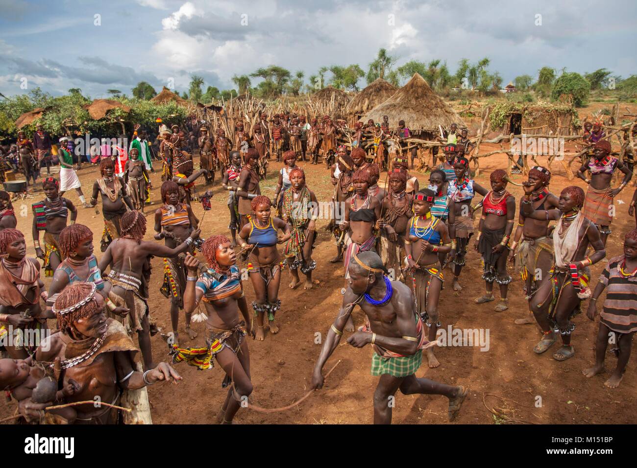 Initiation ritual africa Fotos und Bildmaterial in hoher Auflösung