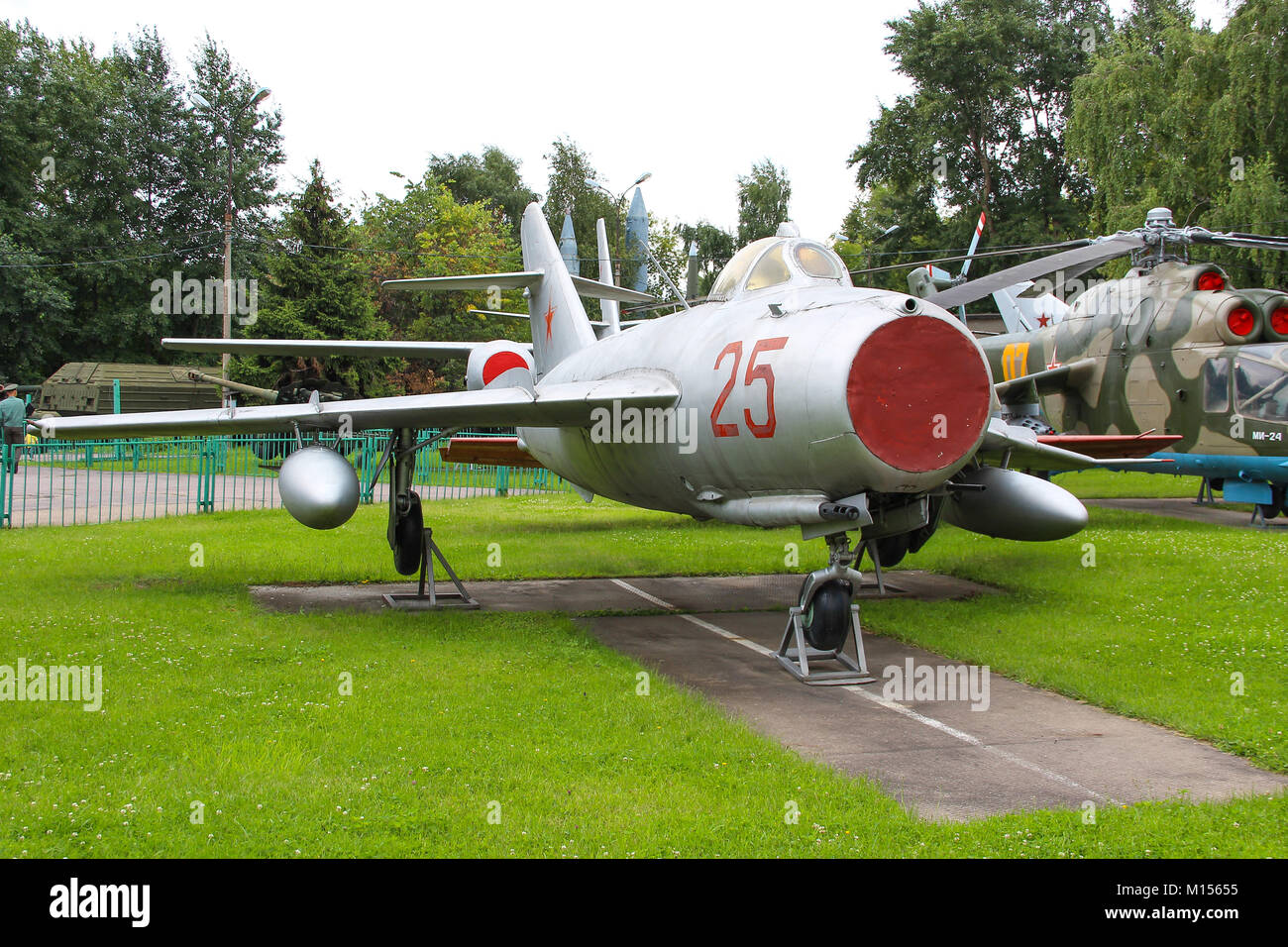Sowjetischen historischen MiG-15 an das Zentrale Museum der Streitkräfte Stockfoto