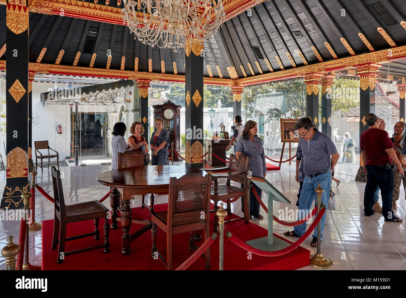 Innenraum der Kraton Yogyakarta (Keraton Ngayogyakarta Hadiningrat), Sultan's Palace Complex. Yogyakarta, Java, Indonesien. Stockfoto